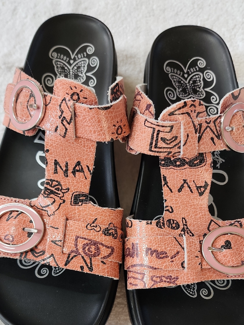 Alegria Women's Peach Graffiti Printed Buckle Slide Sandals Size 7-7.5 Preowned